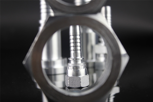 Aeroquip гидравликалық фитингтер